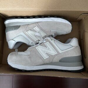 New Balance 574 Women 5.5W